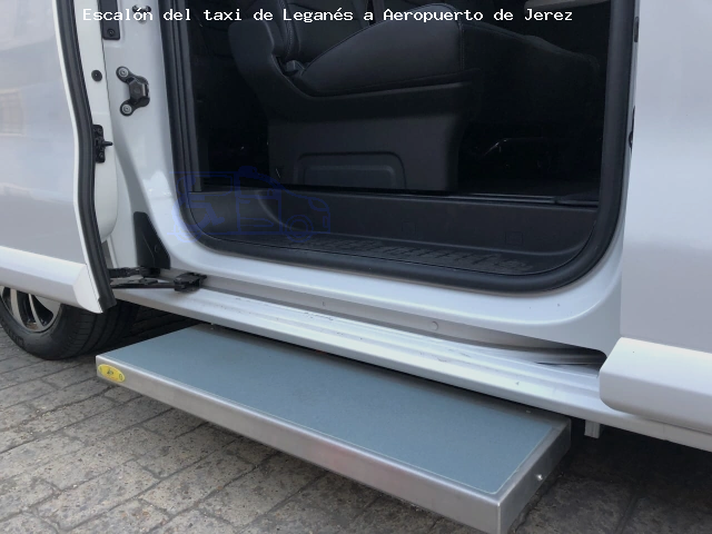 Taxi con escalón de Leganés a Aeropuerto de Jerez
